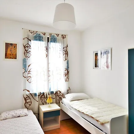 Lägenhet Belvilla By Oyo In Germignaga Maccagno