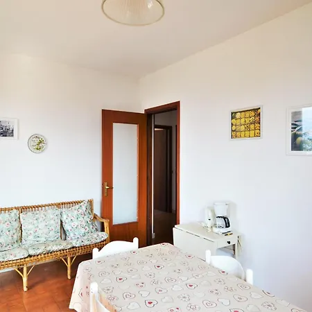Apartment Belvilla By Oyo In Germignaga Maccagno